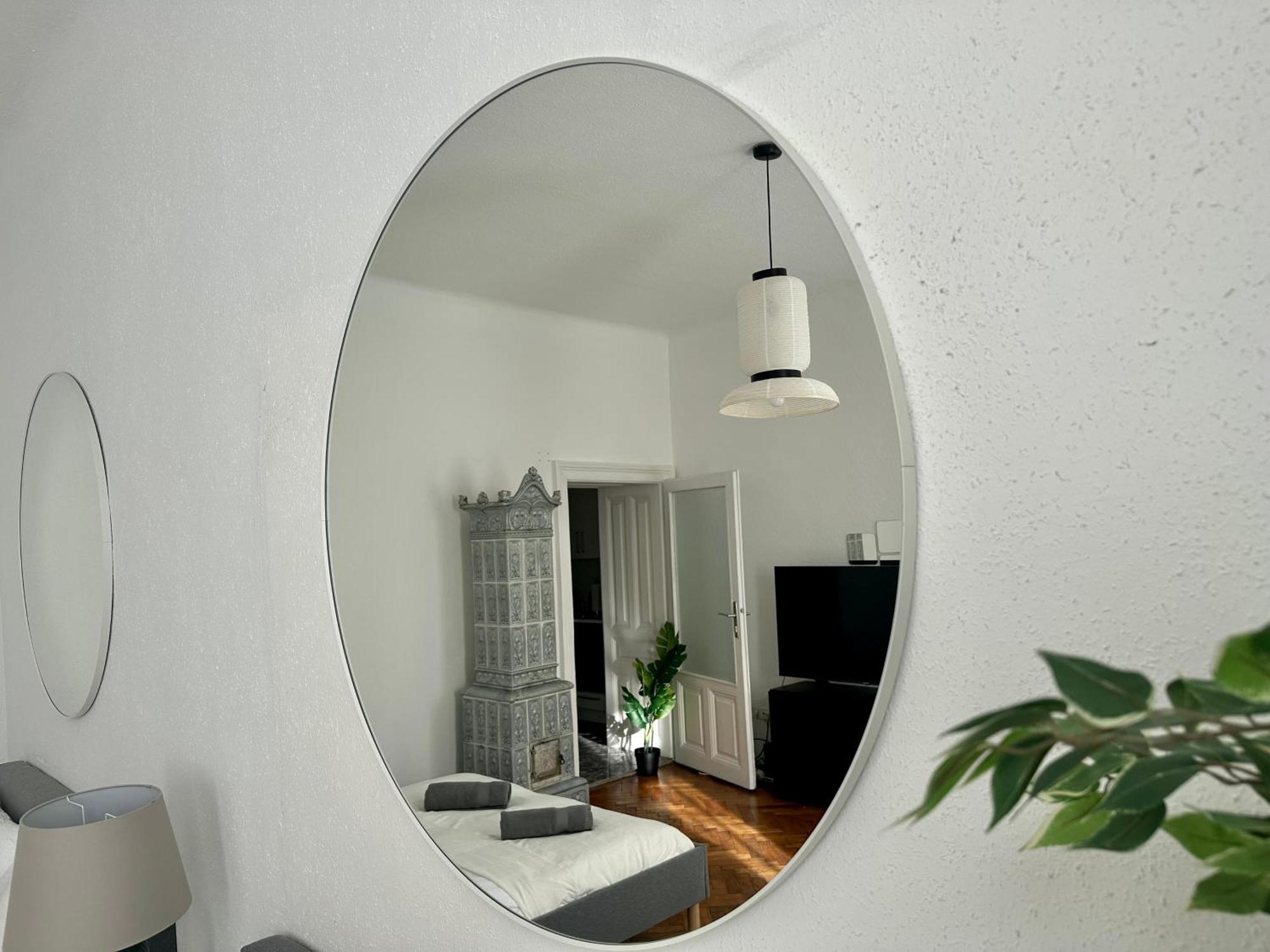 Spacious Apartment, 3 Min To U1 Reumannplatz Wien Eksteriør billede